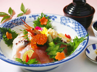 豆狸名物 ちゃんこ鍋 海鮮丼